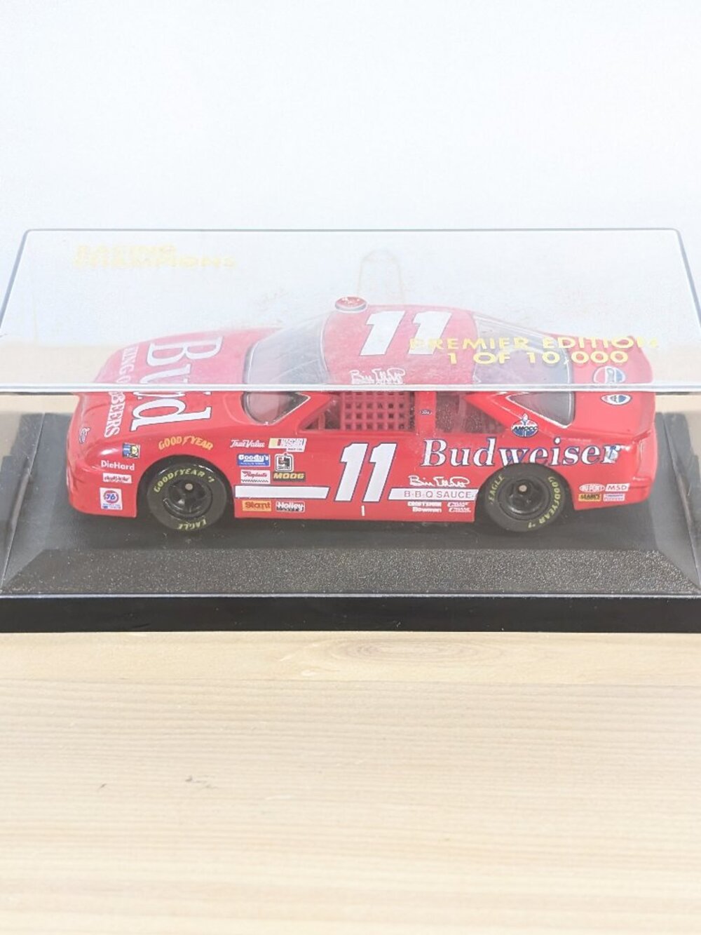 Bill Elliot NASCAR diecast model 1993 limited edition